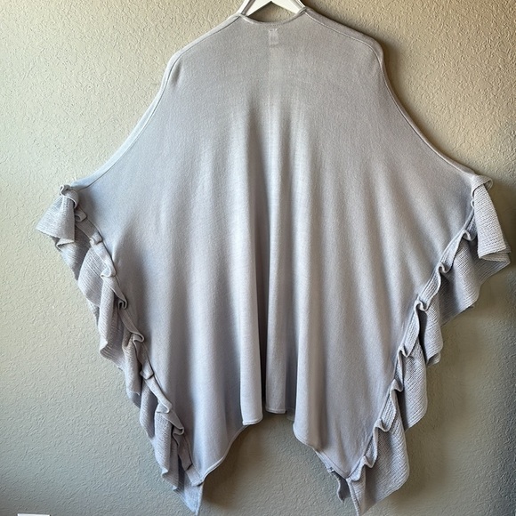 NWT Francesca’s Gray Knit Cardigan Sweater One Size - Picture 7 of 10